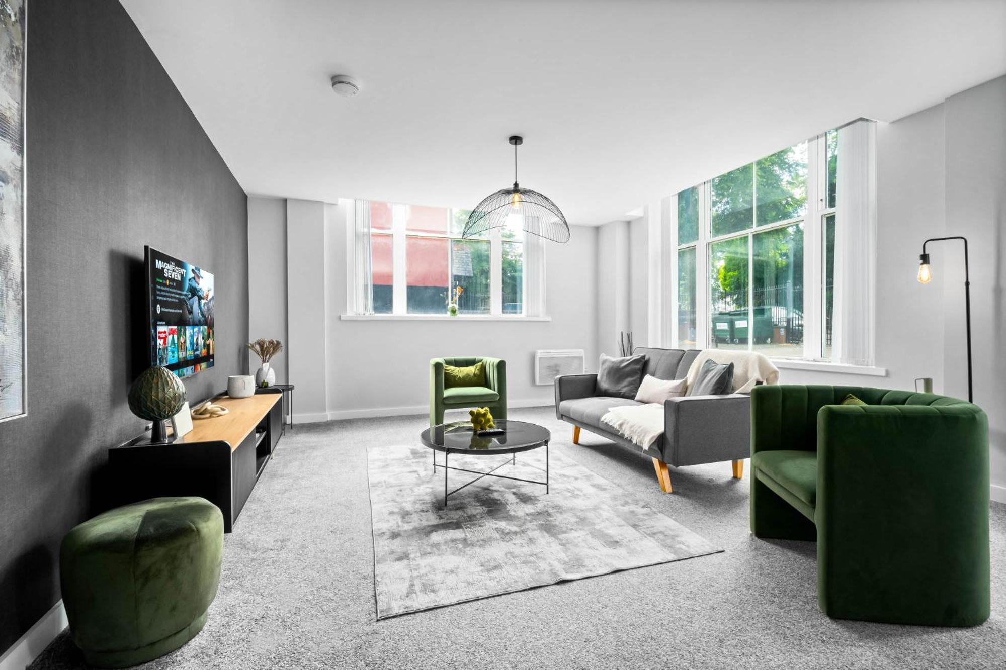 Luxury Apartment - Secure Parking - Gated Development - Near Jq & Birmingham City Centre 6Sh ภายนอก รูปภาพ