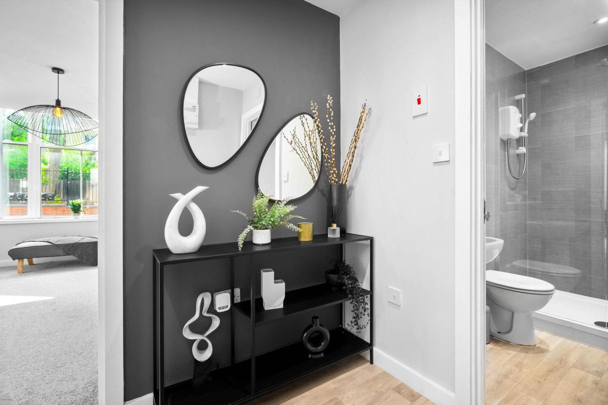 Luxury Apartment - Secure Parking - Gated Development - Near Jq & Birmingham City Centre 6Sh ภายนอก รูปภาพ