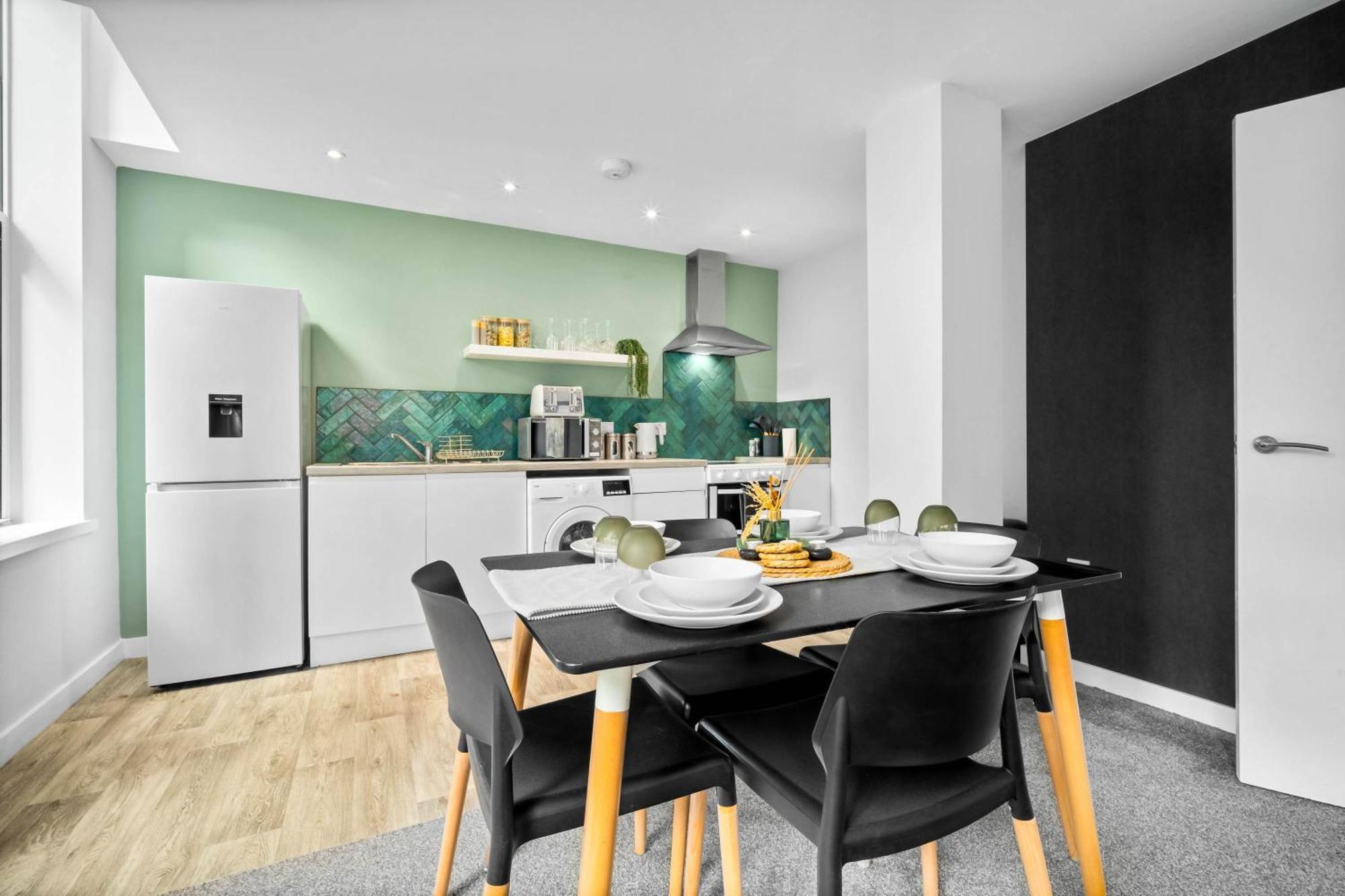Luxury Apartment - Secure Parking - Gated Development - Near Jq & Birmingham City Centre 6Sh ภายนอก รูปภาพ